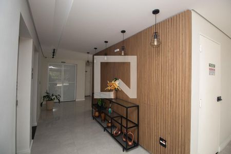 Hall de apartamento para alugar com 3 quartos, 120m² em Vila Mazzei, São Paulo