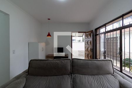 Sala de casa à venda com 3 quartos, 370m² em Cupecê, São Paulo