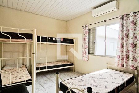 Quarto de casa à venda com 4 quartos, 214m² em Vila Palmeiras, São Paulo