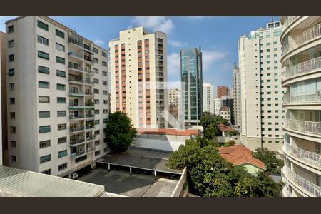 Varanda de kitnet/studio à venda com 1 quarto, 31m² em Pinheiros, São Paulo