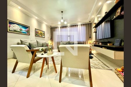 Sala de casa à venda com 3 quartos, 226m² em Vila Amabile Pezzolo, Santo André