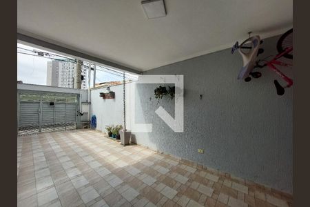 Garagem de casa à venda com 3 quartos, 147m² em Vila Marari, São Paulo