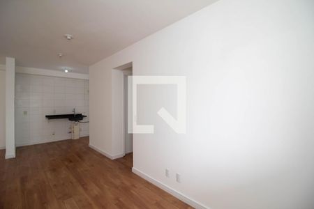 Sala de apartamento para alugar com 3 quartos, 75m² em Jardim Flor da Montanha, Guarulhos