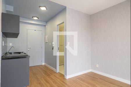 Sala/Quarto de kitnet/studio para alugar com 1 quarto, 24m² em Consolação, São Paulo