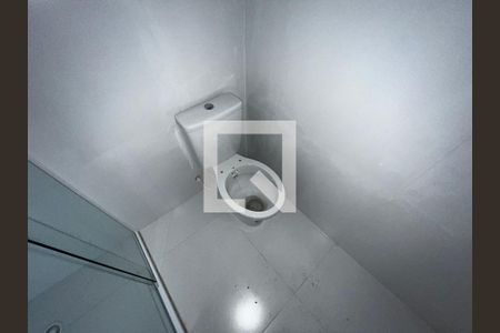 Banheiro de apartamento à venda com 1 quarto, 33m² em Santana, São Paulo