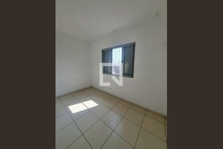 Quarto 2 de casa para alugar com 4 quartos, 196m² em Bonfim, Osasco