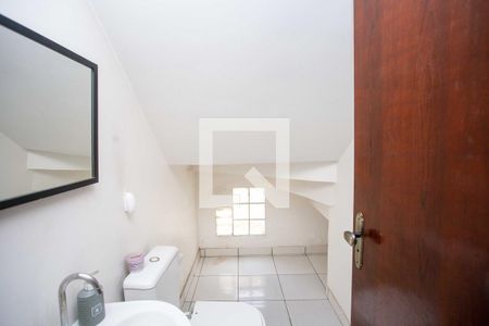 Lavabo de casa para alugar com 5 quartos, 250m² em Jardim Clelia, Diadema