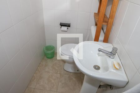 Lavabo de apartamento para alugar com 2 quartos, 62m² em Lapa, São Paulo