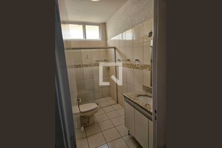Banheiro de apartamento para alugar com 3 quartos, 117m² em Daniel Fonseca, Uberlândia
