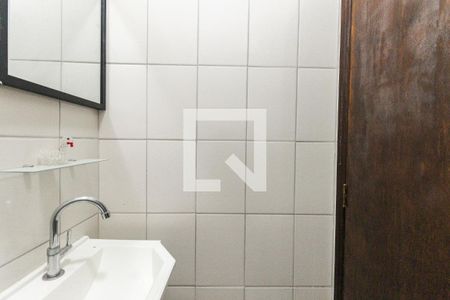 Lavabo de casa de condomínio à venda com 2 quartos, 86m² em Vila Carmosina, São Paulo