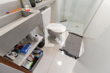 Banheiro de apartamento para alugar com 1 quarto, 32m² em Vila Taquari, São Paulo