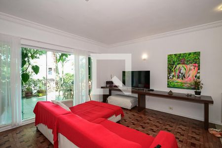 Sala de Tv de casa à venda com 5 quartos, 250m² em Vila Sonia, São Paulo