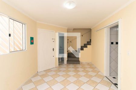 Sala de casa à venda com 2 quartos, 70m² em Vila Gustavo, São Paulo