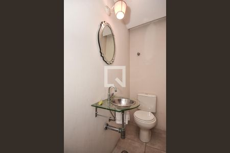 Lavabo de apartamento à venda com 3 quartos, 150m² em Real Parque, São Paulo