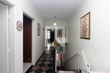 Hall da escada de casa para alugar com 5 quartos, 400m² em Vila Maria Baixa, São Paulo