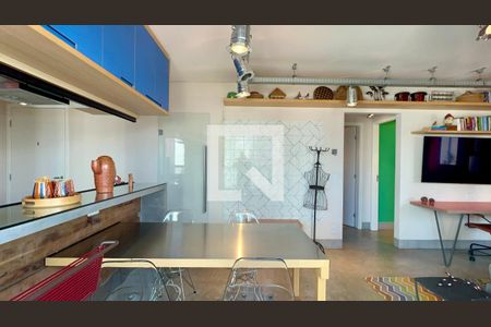 Sala/Cozinha de apartamento à venda com 1 quarto, 60m² em Pinheiros, São Paulo