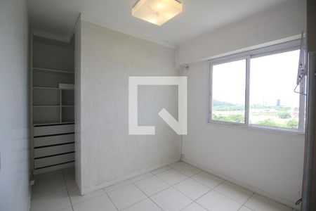 Quarto 1 de apartamento para alugar com 2 quartos, 71m² em Jacarepaguá, Rio de Janeiro