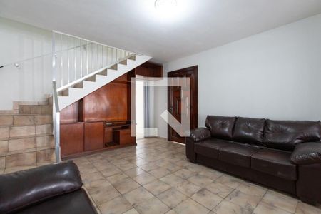 Foto 03 de casa à venda com 2 quartos, 158m² em Vila Ivone, São Paulo