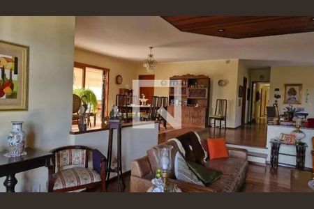 Sala de casa à venda com 4 quartos, 455m² em Glória, Porto Alegre