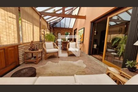 Sala de casa à venda com 4 quartos, 455m² em Glória, Porto Alegre