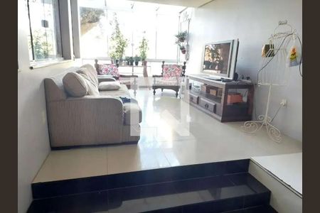 Casa à venda com 3 quartos, 379m² em Três Figueiras, Porto Alegre