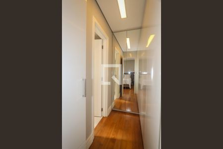 Closet da Suite de apartamento à venda com 3 quartos, 205m² em Jardim Paulista, São Paulo