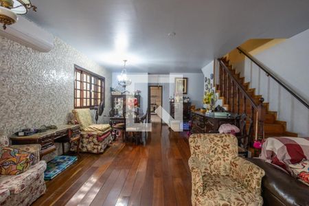 Sala de casa à venda com 7 quartos, 400m² em Grajaú, Rio de Janeiro