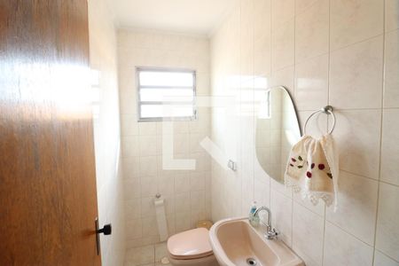 Lavabo de casa à venda com 3 quartos, 232m² em Umuarama, Osasco