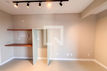 Sala/Cozinha de apartamento à venda com 1 quarto, 38m² em Chácara Seis de Outubro, São Paulo
