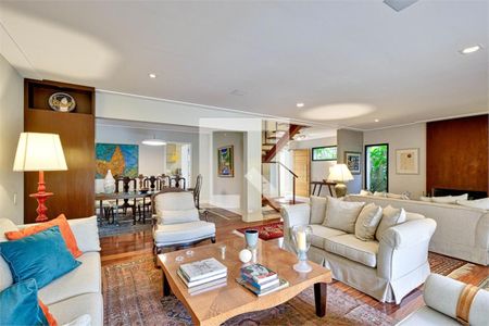 Casa à venda com 3 quartos, 304m² em Granja Julieta, São Paulo