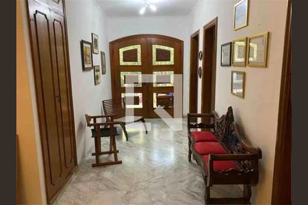 Casa à venda com 8 quartos, 395m² em Vila Campo Grande, São Paulo