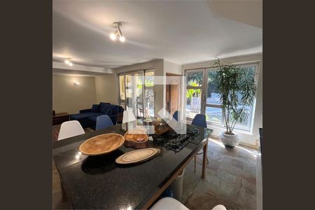 Casa à venda com 8 quartos, 395m² em Vila Campo Grande, São Paulo