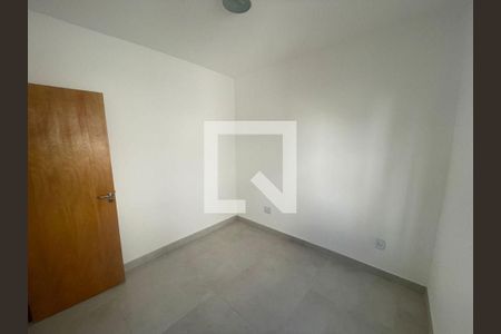 Apartamento à venda com 3 quartos, 65m² em João Pinheiro, Belo Horizonte