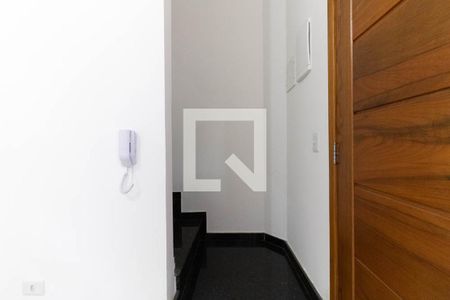 Escada de casa de condomínio à venda com 2 quartos, 55m² em Vila Moinho Velho, São Paulo