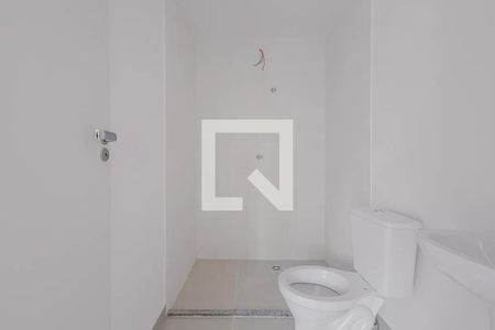 Banheiro de apartamento à venda com 1 quarto, 25m² em Pinheiros, São Paulo