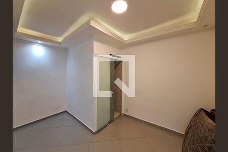 Quarto 2 de casa para alugar com 2 quartos, 130m² em Vila Bela Vista (zona Norte), São Paulo