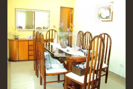 Casa à venda com 3 quartos, 230m² em Jardim Consorcio, São Paulo