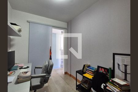 Escritório de casa de condomínio à venda com 3 quartos, 180m² em Vargem Pequena, Rio de Janeiro