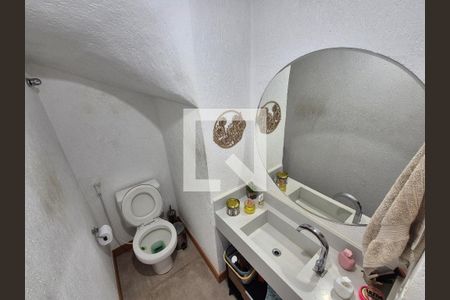 Lavabo de casa de condomínio à venda com 3 quartos, 180m² em Vargem Pequena, Rio de Janeiro