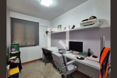 Escritório de casa de condomínio à venda com 3 quartos, 180m² em Vargem Pequena, Rio de Janeiro
