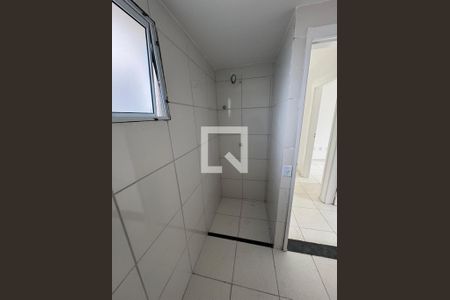 Banheiro de apartamento para alugar com 2 quartos, 48m² em Conceição, Diadema