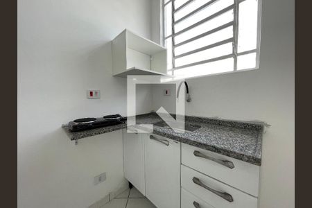 Kitnet de kitnet/studio para alugar com 1 quarto, 30m² em Rio Pequeno, São Paulo