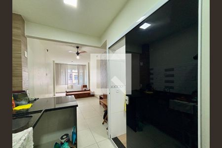 Cozinha  de kitnet/studio para alugar com 1 quarto, 40m² em Copacabana, Rio de Janeiro