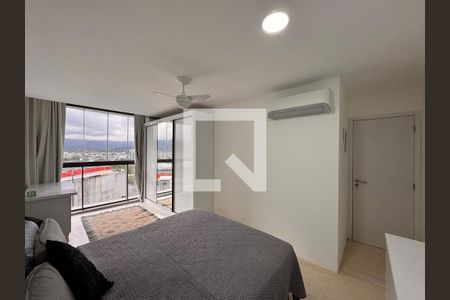 Suíte de apartamento para alugar com 2 quartos, 81m² em Recreio dos Bandeirantes, Rio de Janeiro