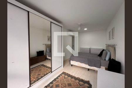 Suíte de apartamento para alugar com 2 quartos, 81m² em Recreio dos Bandeirantes, Rio de Janeiro
