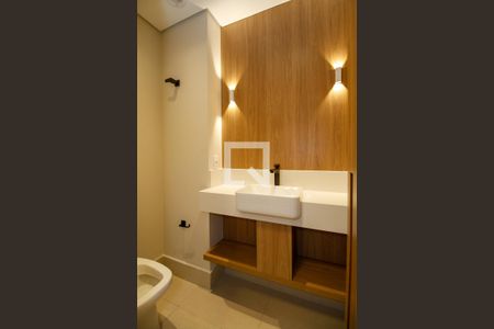 Lavabo da Sala de Estar e Cozinha de apartamento para alugar com 2 quartos, 100m² em Pinheiros, São Paulo