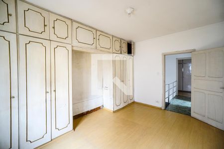 Quarto 01 de casa à venda com 3 quartos, 219m² em Parque São Jorge, São Paulo