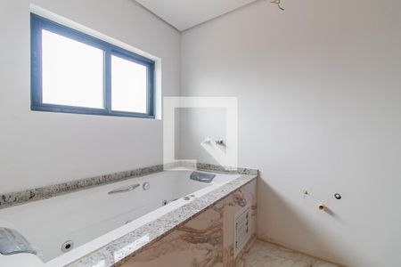 Banheiro do Quarto 1 de casa à venda com 3 quartos, 300m² em Jardim Botânico, Porto Alegre