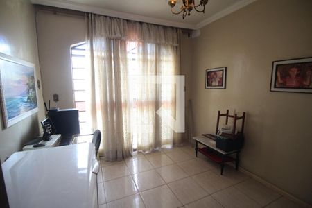 Sala 1 de casa à venda com 3 quartos, 360m² em Pindorama, Belo Horizonte