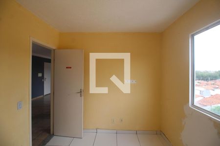Quarto 1 de apartamento para alugar com 2 quartos, 45m² em Bom Pastor, Belford Roxo